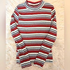 Vince Camuto long sleeve tee